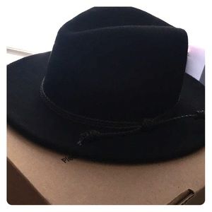 Black flat brim hat